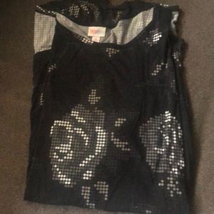 LuLaRoe shirt